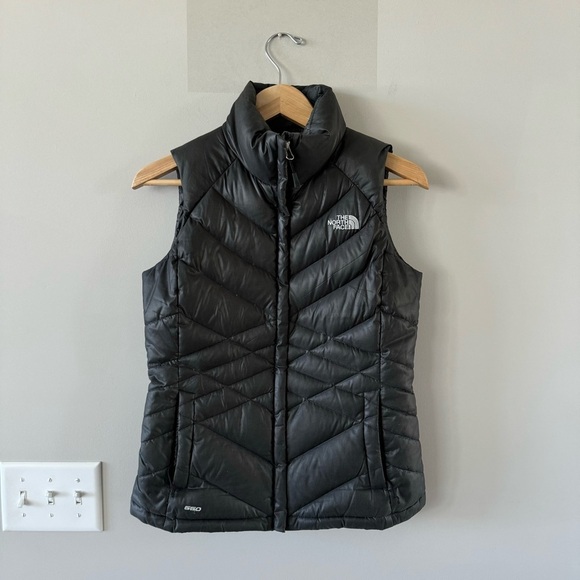 The North Face Women's Aconcagua 550 Fill Goose Down Puffer Vest Black Charcoal - Picture 4 of 8